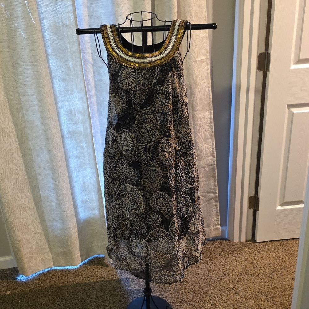 Elegant Black and Gold Women's Dress